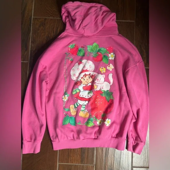 Strawberry Shortcake Pink Hoodie Sweater Womens Size Small - Picture 4 of 4